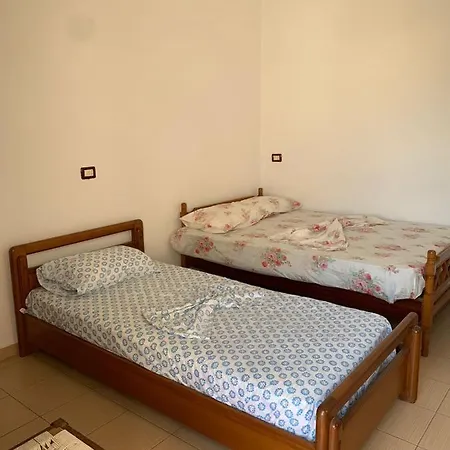 Guest House Begaj 게스트하우스 Durrës