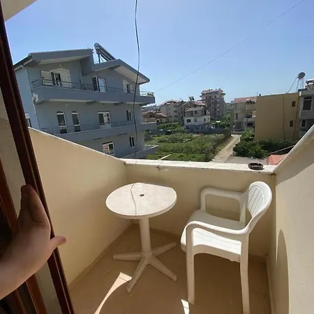 Guest House Begaj Πανσιόν Δυρράχιο